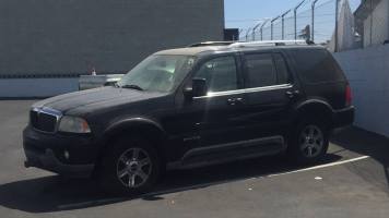 2004 Lincoln Aviator