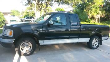 2002 Ford F150 Extended Cab (4 doors)