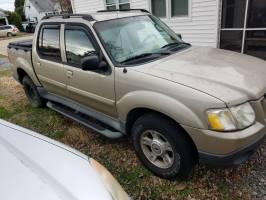 2004 Ford Explorer Sport Trac