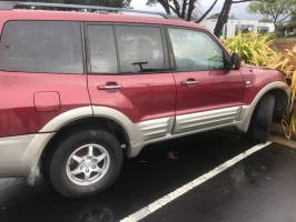 2002 Mitsubishi Montero