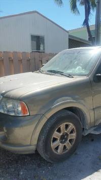 2003 Lincoln Navigator