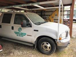 2004 Ford F350 Crew Cab (4 doors)