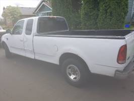 2000 Ford F150 Extended Cab (4 doors)