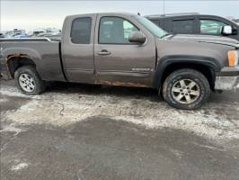 2008 GMC Sierra Extended Cab (4 doors)