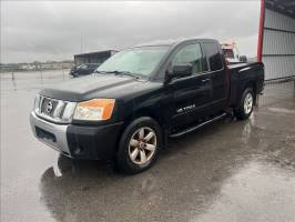 2011 Nissan Titan Extended Cab (2 doors)