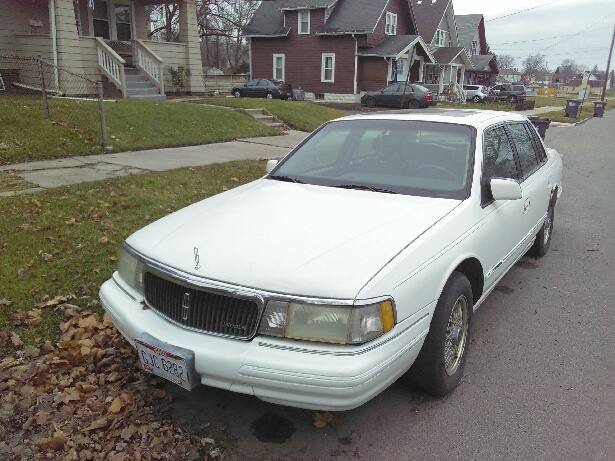 Image of 1994 Lincoln Continental 1994 Lincoln Continental