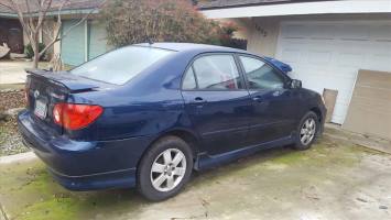 2005 Ford F150 Crew Cab (4 doors)