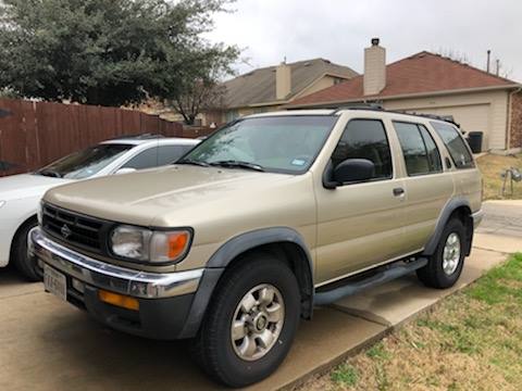 Image of 1999 Nissan Pathfinder 1999 Nissan Pathfinder