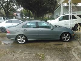 2005 Mercedes-Benz C Sedan