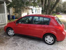 2010 Nissan Versa Hatchback