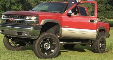 2002 Chevrolet Silverado Extended Cab (4 doors)