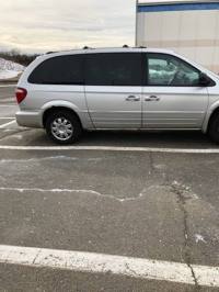 2005 Chrysler Town & Country Middletown CT 2005 Chrysler Town & Country Middletown CT