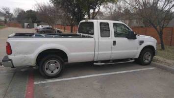 2008 Ford F250 Extended Cab (4 doors)