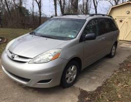 2007 Toyota Sienna New Kensington PA 2007 Toyota Sienna New Kensington PA