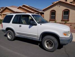 2000 Ford Explorer