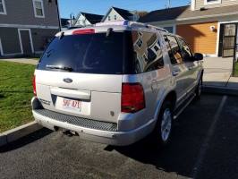 2004 Ford Explorer