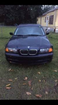 2001 BMW 325 Sedan