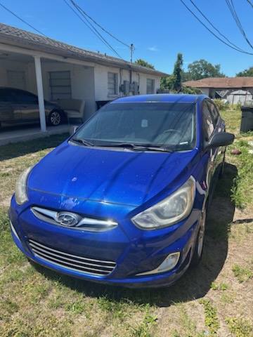 2013 Hyundai Accent Sedan