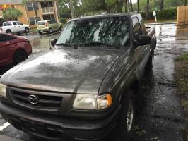 2005 Mazda B3000 Extended Cab (4 doors)