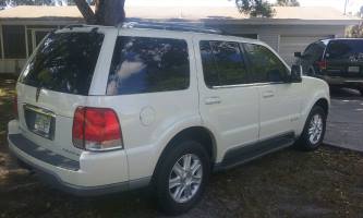 2004 Lincoln Aviator
