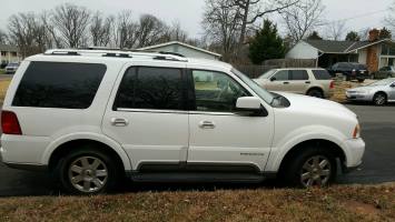 2004 Lincoln Navigator