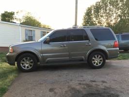 2004 Lincoln Navigator
