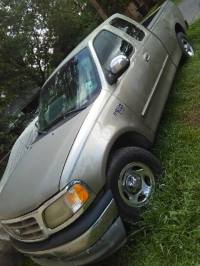 2001 Ford F150 Extended Cab (4 doors)