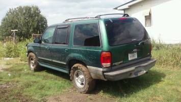 2000 Ford Explorer