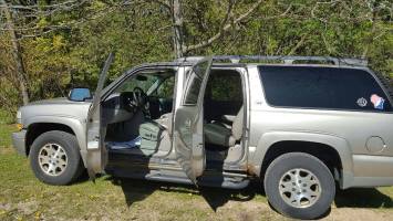 2003 Chevrolet Suburban West Bend WI 2003 Chevrolet Suburban West Bend WI