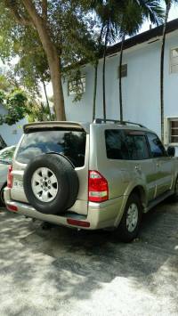 2003 Mitsubishi Montero