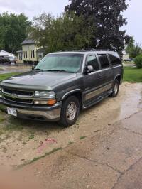 2000 Chevrolet Suburban Fond Du Lac WI 2000 Chevrolet Suburban Fond Du Lac WI